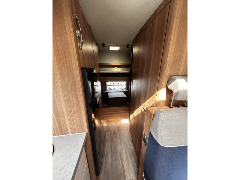 Weinsberg CaraHome Ruime alkoof/Euro-6/6.5m  foto: 19