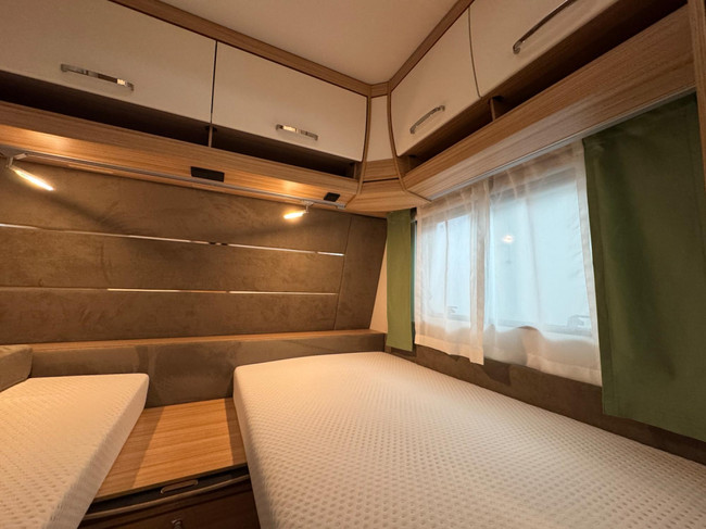 Dethleffs Camper 460 EL foto: 18