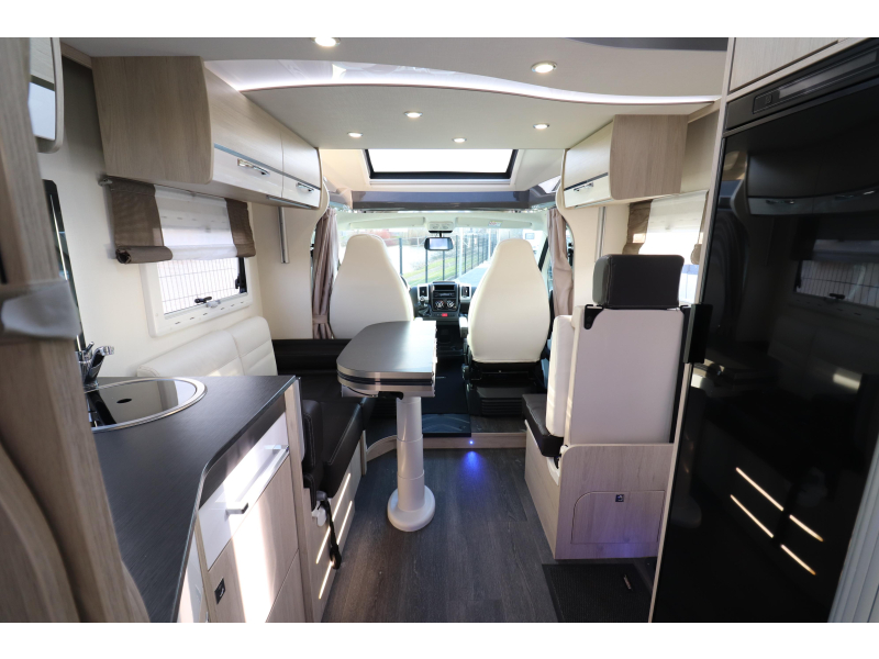 Chausson Titanium 738 XLB QUEENSBED + HEFBED  foto: 9
