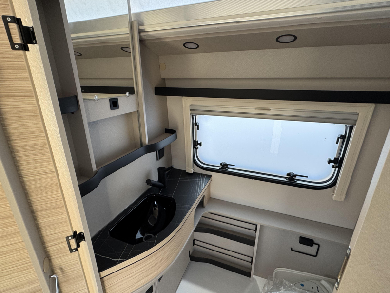 Eriba Touring 542  foto: 11