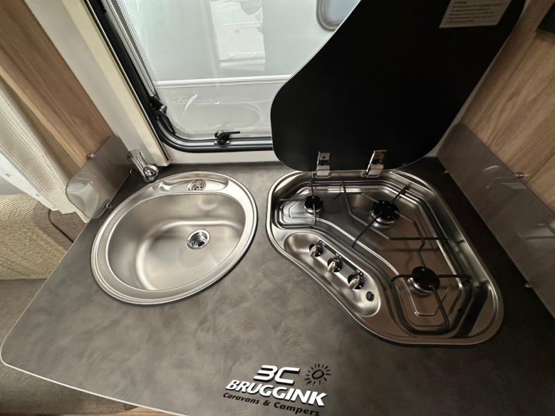 Eriba Nova Light 470 - ENKELE BEDDEN  foto: 4