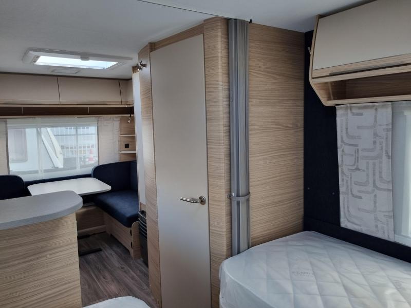 Fendt Bianco Selection 465 TG Enkele bedden - 1800 kg  foto: 15