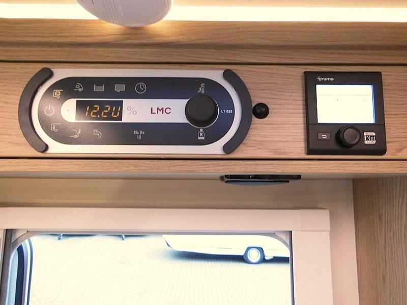 LMC Cruiser V 646 G DEMO MET LEVELSYSTEEM !  foto: 18