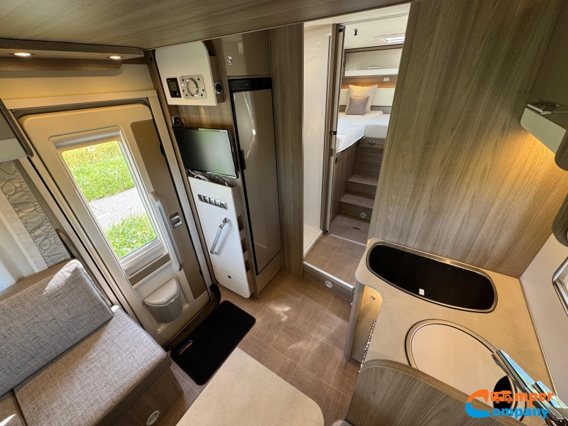 LMC Element T 758 G Camas longitudinales / Cama abatible foto: 12