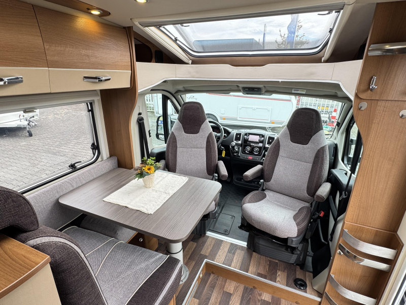 Knaus Vansation Van TI 600 meg - lits jumeaux photo : 2