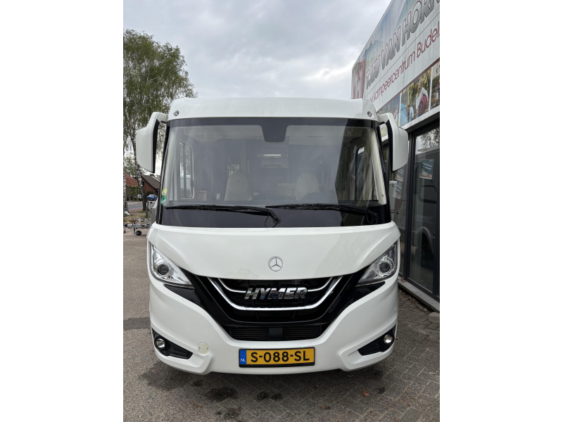 Hymer B ML I 790 Mercedes + Queensbed photo: 1