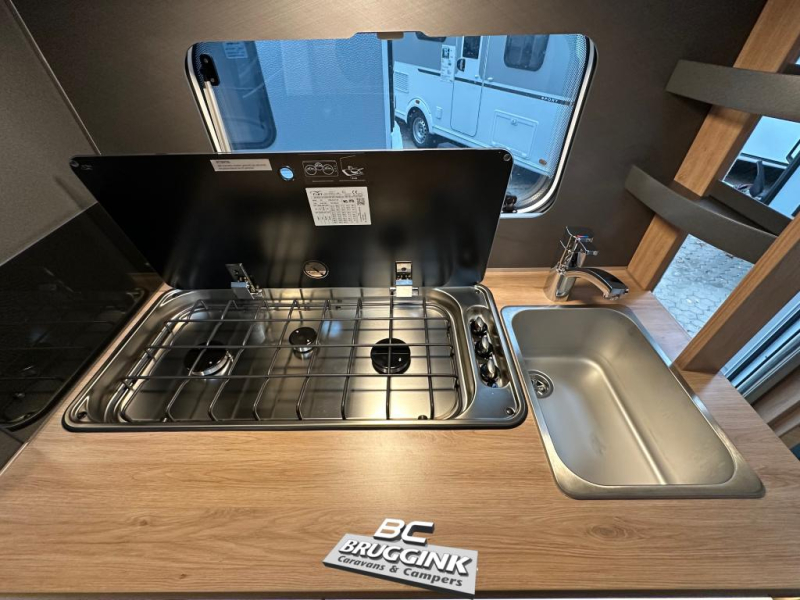 Knaus Sport 500 QDK TRIPLE STAPELBED!!  foto: 7