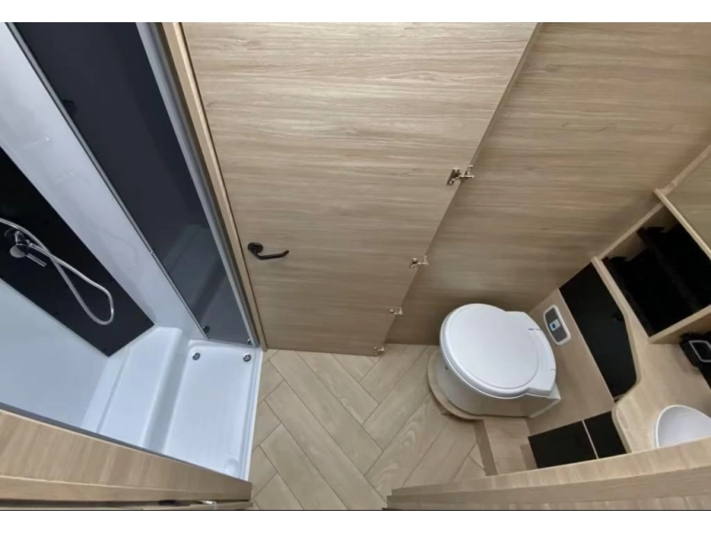 Chausson 777 Premium Etappe Line 8-Gang Automatik Foto: 17