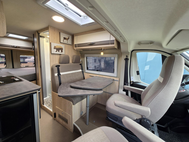Pössl Summit Plus 600 9G Automaat 160pk Vastbed  foto: 10