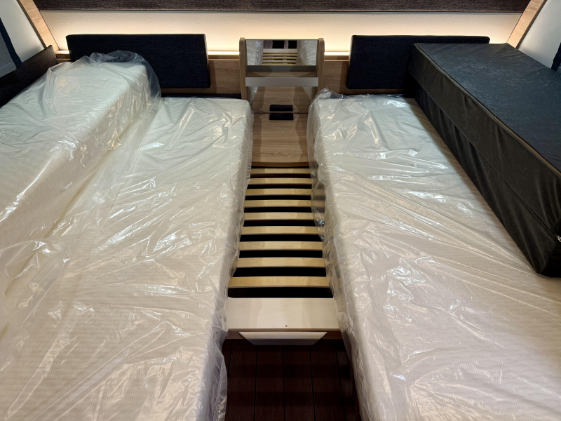 Knaus Sudwind Black Selection 460 EU &iexcl;Acci&oacute;n de aire acondicionado de verano! foto: 8