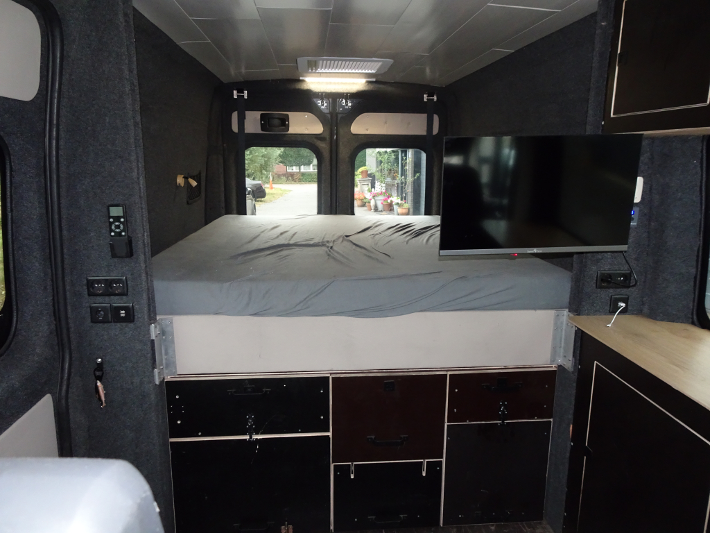 Peugeot Boxer foto: 2