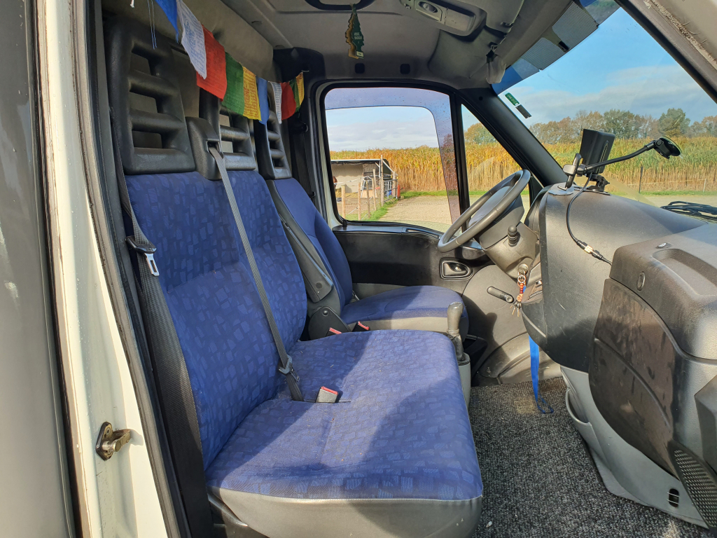Iveco  2.3 TD Expeditie Camper off-grid met zonnepanelen. foto: 5