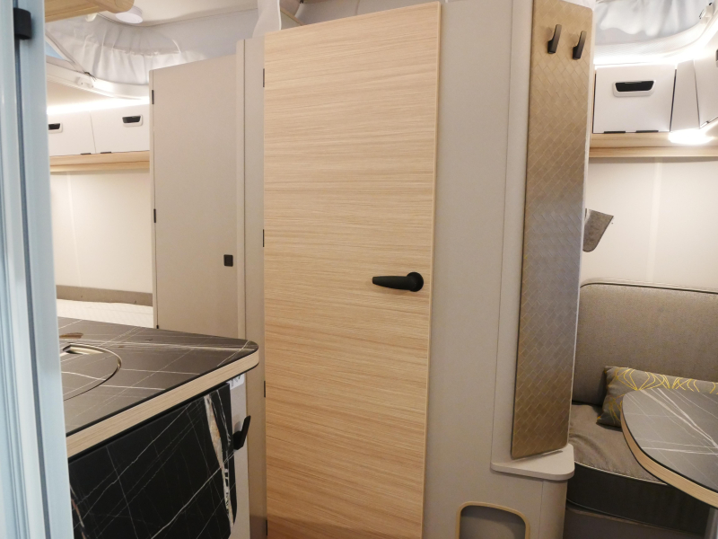 &iexcl;Eriba Touring 430 COMPRA SUPERIOR! foto: 3