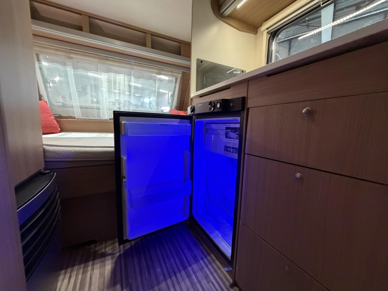 Adria Aviva 370 CP Mover | Bunk bed | Bicycle photo: 13