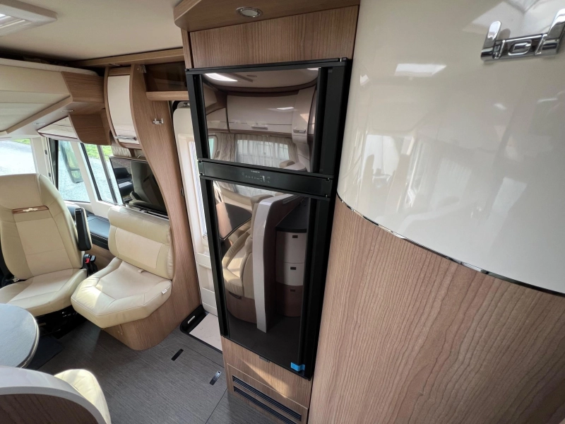 Carthago C1-Tourer 149 LE MERCEDES-BENZ ACTIEPRIJS  foto: 6