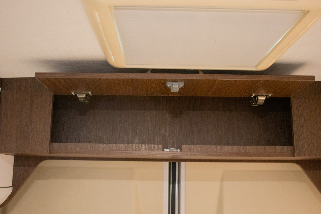 Karmann Davis 590 Skyroof foto: 30