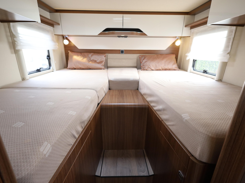 Hymer B-MC T 680 FULL OPTIONS photo: 8