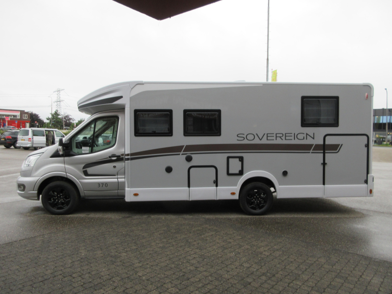 McLouis Sovereign 370 AUTOMAAT NIEUW 2027  foto: 9