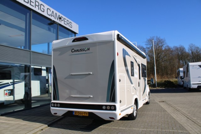 Autocaravana compacta de ocasi&oacute;n joven Chausson Exclusive Line 660 autom&aacute;tica 170 CV (85 foto: 9
