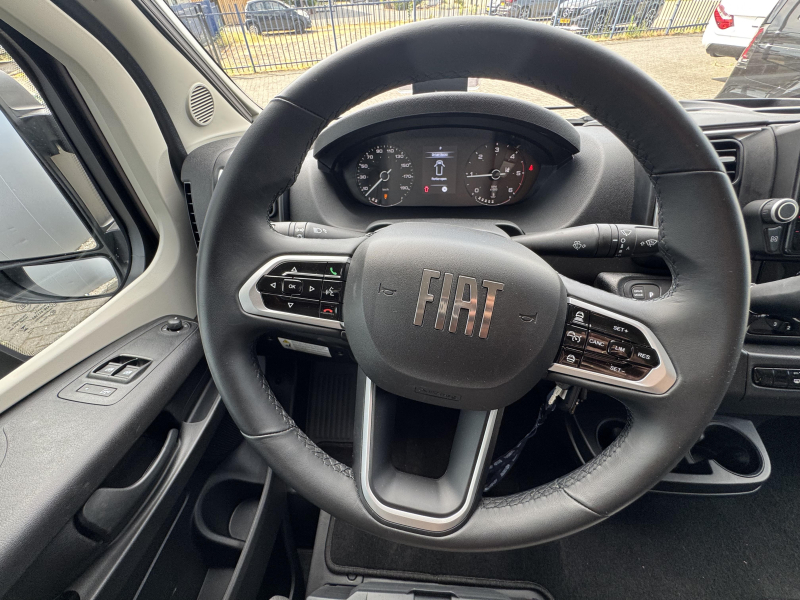 Weinsberg Edition Fire 600 ME Lengte bedden  foto: 19