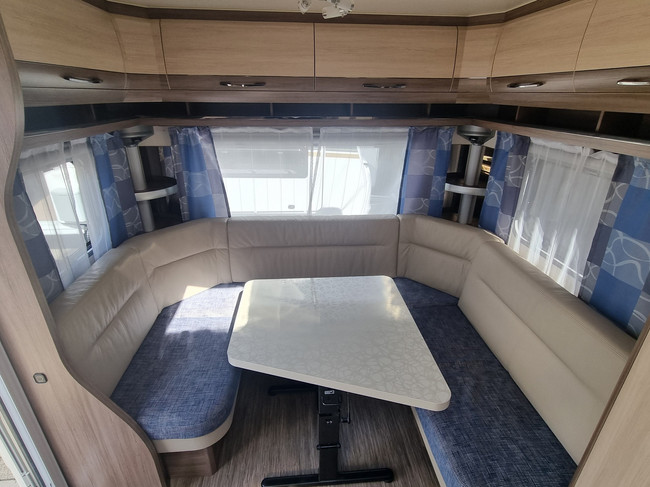 Hobby De Luxe 495 UL Foto: 8