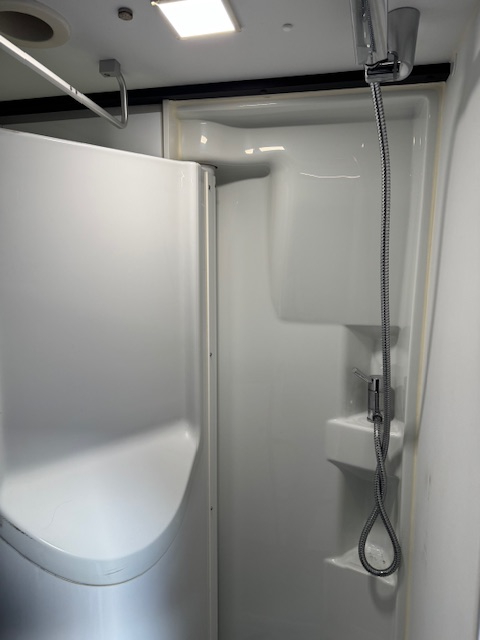 ADRIA TWIN 640SGX foto: 16