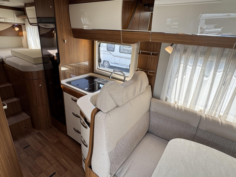 Hymer Tramp SL 588 - Automaat -  foto: 8