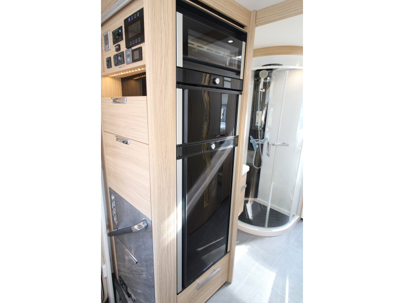 Niesmann+Bischoff Flair 920 EK Enkele bedden - Vol optie  foto: 34