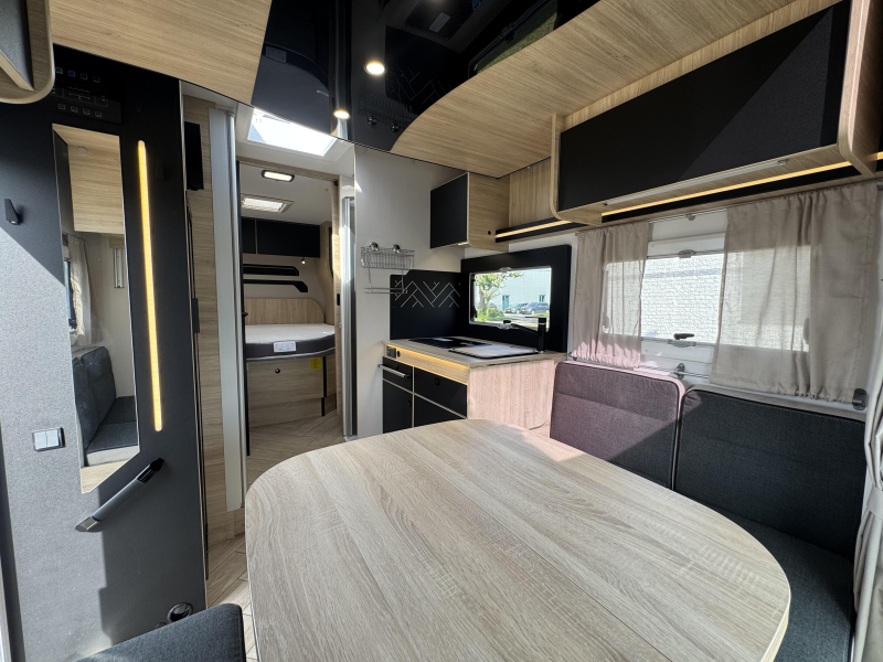 Chausson Etape Line 788 Quensbed hefbed photo: 23