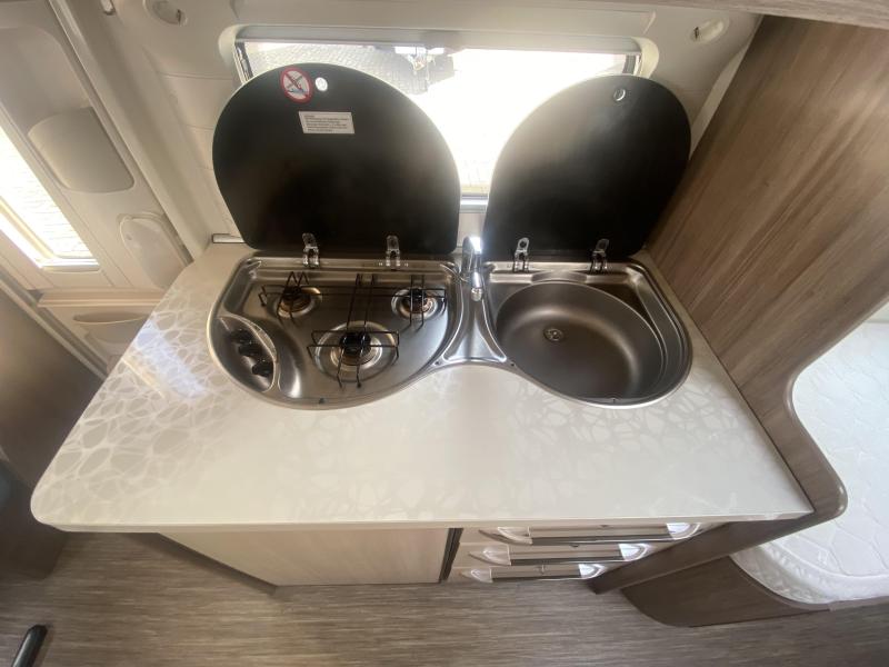 Hobby De luxe Easy 460 LU Limited Edition  foto: 17