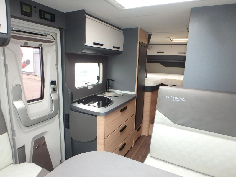 Knaus L!ve Ti 650 MEG Oferta Alquiler de autocaravanas foto: 16