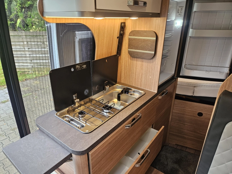 Weinsberg CaraBus 600 MQ Automatik Modell 2026 grau Foto: 9