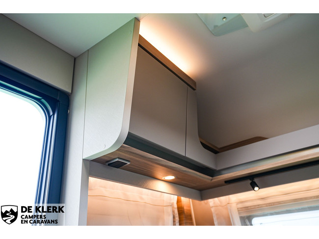 Dethleffs Nomad 460 EL Christmas Special foto: 8