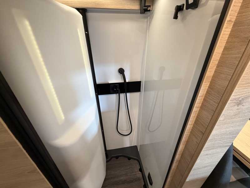 Knaus Boxtime 600 MQ Automatik / komplett Foto: 12