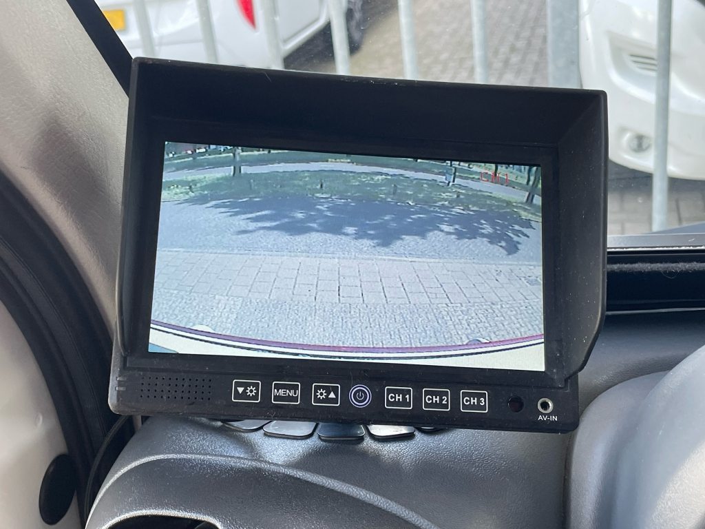LMC Liberty 582 TI FRANSBED TREKHAAK CRUISE CONTROL CAMERA foto: 12