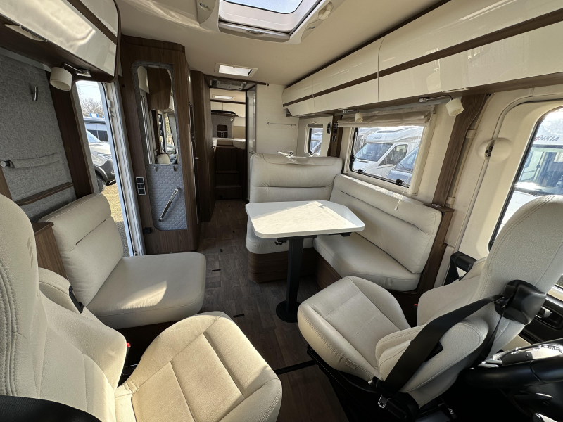 Hymer BML-I 780 OBERK&Auml;STEN STATT HUBBETT! Foto: 9