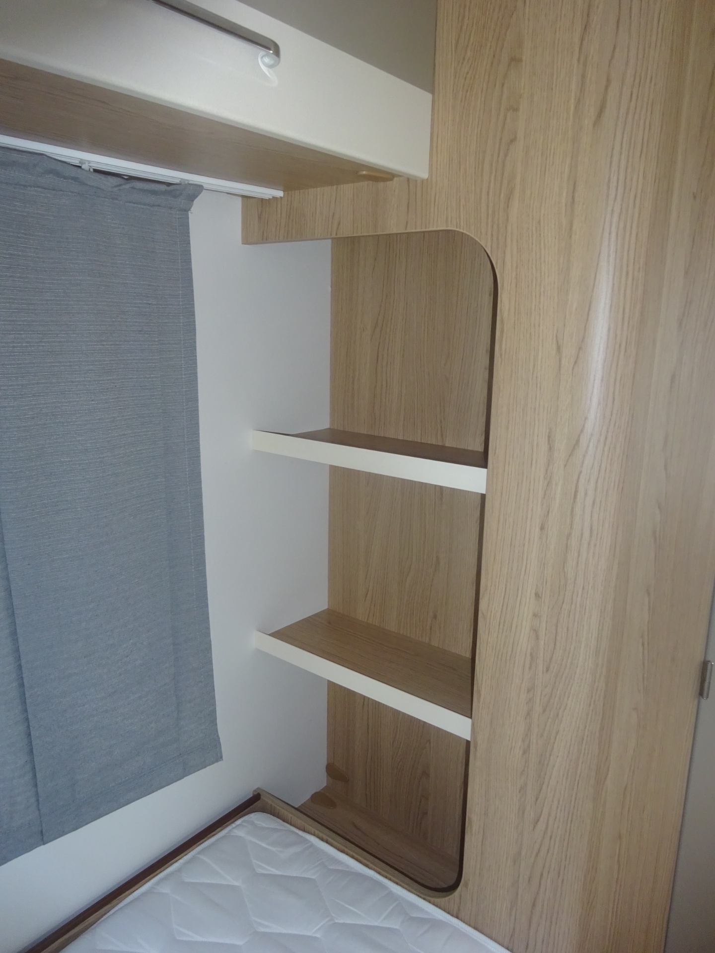 Lmc Sassino 460UL Enkele Bedden+Mover+Voortent foto: 20