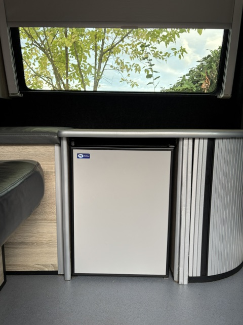 VOLKSWAGEN TRANSPORTER  D 62 KW foto: 4