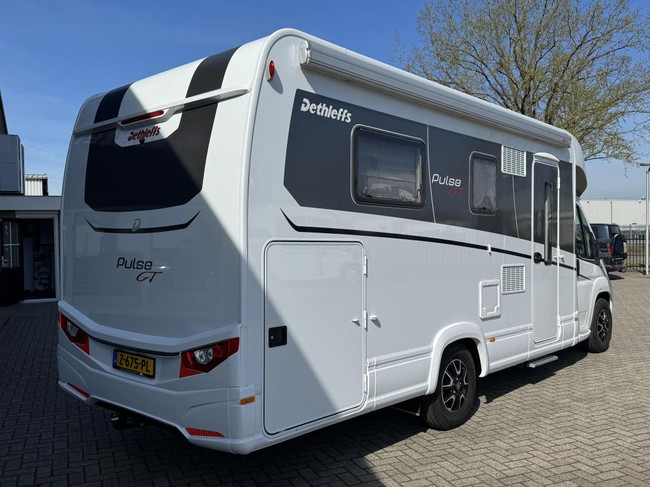 Dethleffs Pulse I 7051 GT-Line DBM Queensbed Als nieuw foto: 1