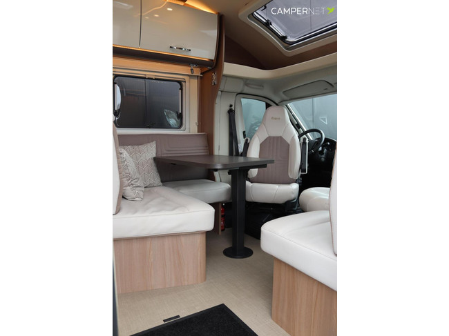 Bürstner Lyseo Harmony Line 140pk Automaat | Vlakke vloer! | Lengtebedden | Oven | Luchtvering | Luifel | Grote garage | Zonnepaneel | Co foto: 6