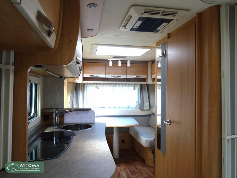 Knaus Sudwind Limited Edition 460 EU mover-Thule omnistor luif Foto: 4