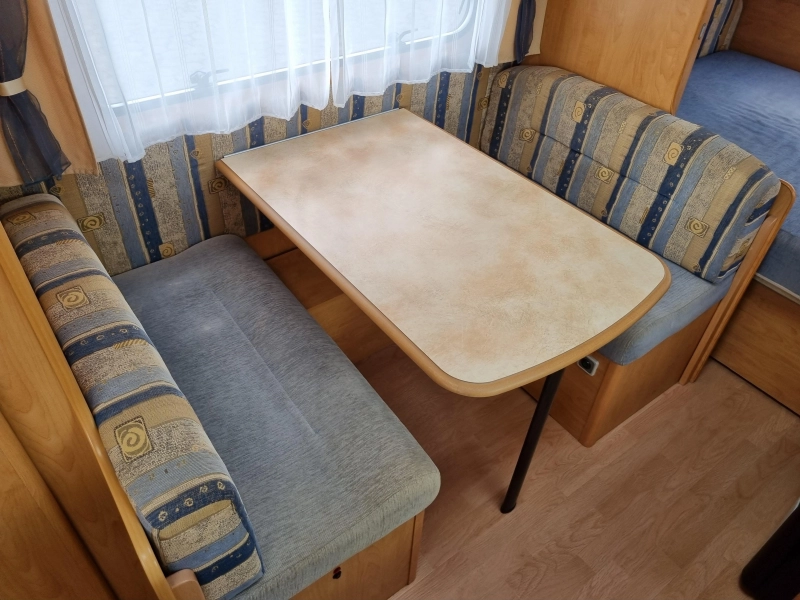 Caravelair Ambiance Style 400 Mover-Awning-Ultra Heat photo: 5