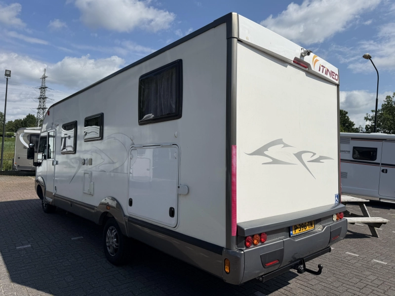 Itineo JB 740 Enkele Bedden Hefbed 2010  foto: 2