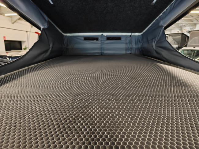 SpaceCamper Classic+ Ford Active 2.5 PHEV 233PK (alternative VW California) photo : 22