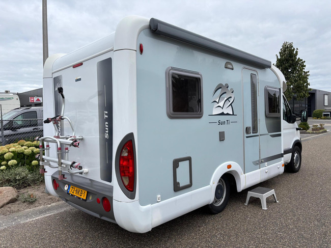 Knaus Sun Ti Renault Master 2.5 dCi | Camper | Cassetteluifel | Fietsendrager achter | Elektrische ramen voor | NAVI  | PANO | Auto airco foto: 16