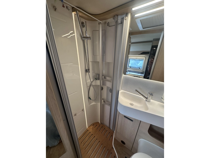 Hymer B 600 Mercedes Automaat ALKO  foto: 11