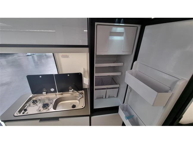 Adria Twin Supreme 640 SLB foto: 5