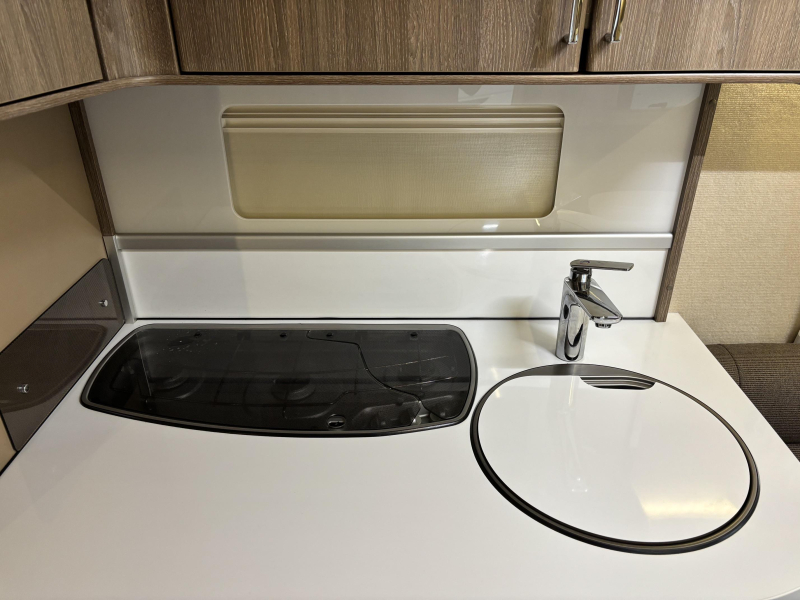 Kabe Royal 560 GLE Camas individuales foto: 10