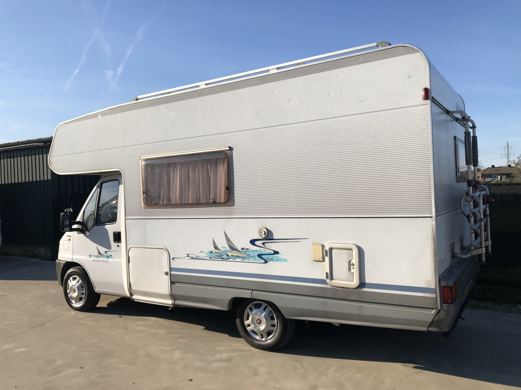 Dethleffs A5830 5 pers starters camper  foto: 5