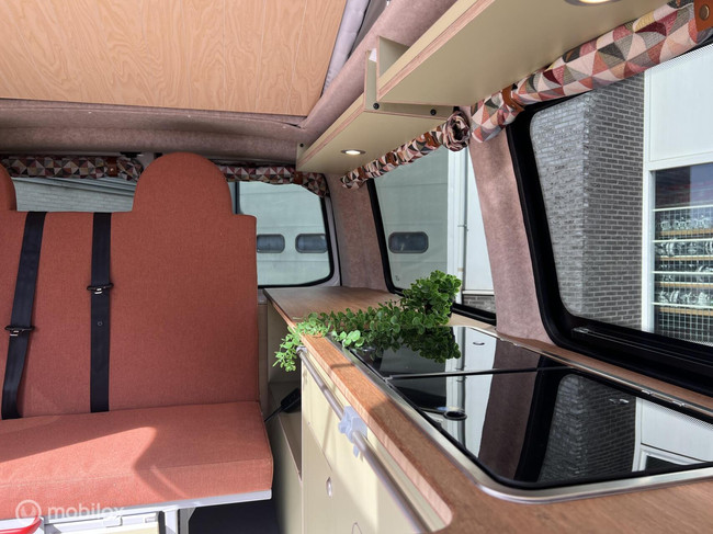 Volkswagen T6 2017 L1H1 Florida 4p Foto: 5